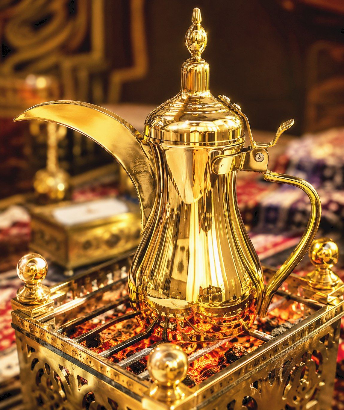 دله عربي وارداتي 1200 ميلي ليتر استيل رنگ طلايي درخشان ثابت