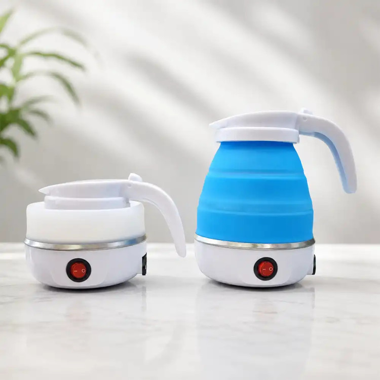 cr-838-foldable-electric-travel-kettle-white.jpg