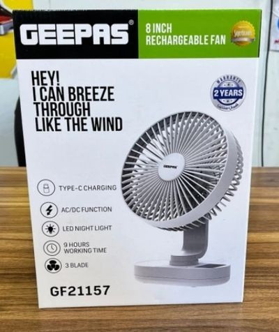 GEEPAS GF21157 rechargeable fan with LED light